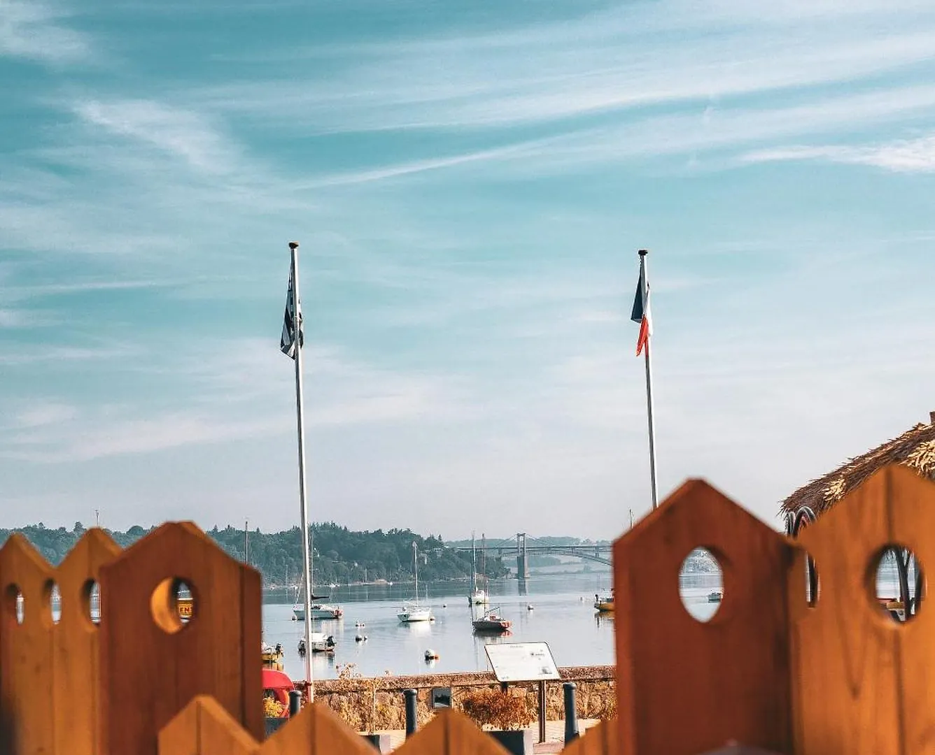بيت للعطل La Maison Au Bord De L'Eau Pleudihen-sur-Rance فرنسا